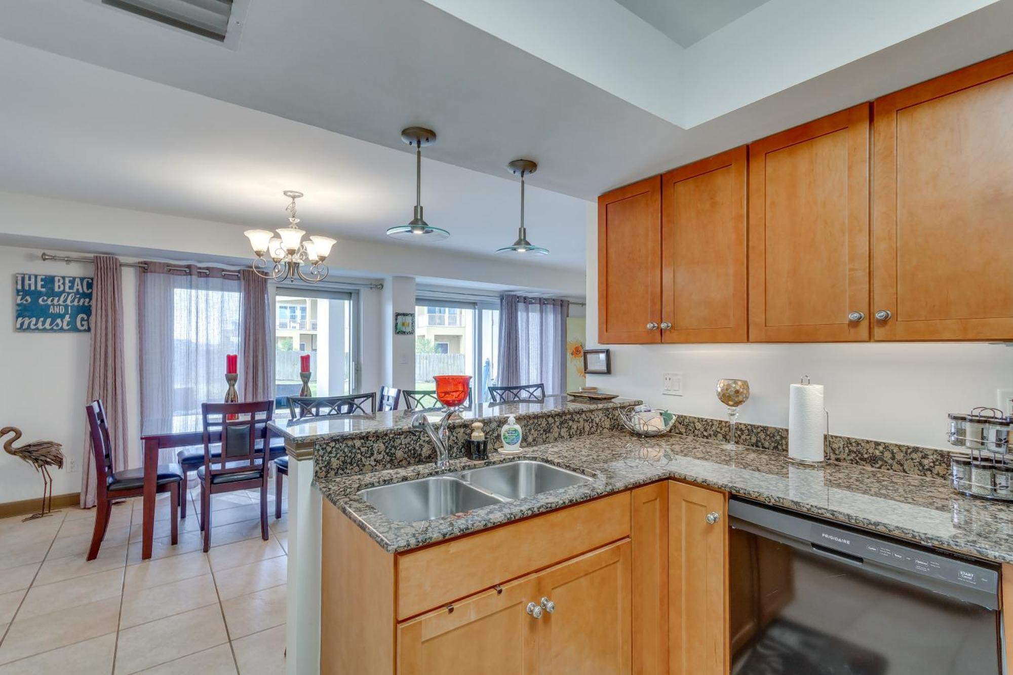 Pensacola Beach Condo With Patio And Access To Beach! 外观 照片